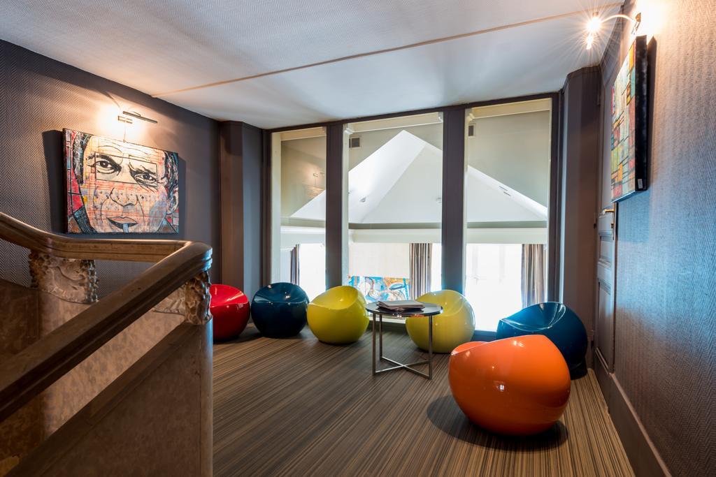 Domaine Des Sequoias - Les Collectionneurs Hotel Ruy-Montceau Eksteriør billede